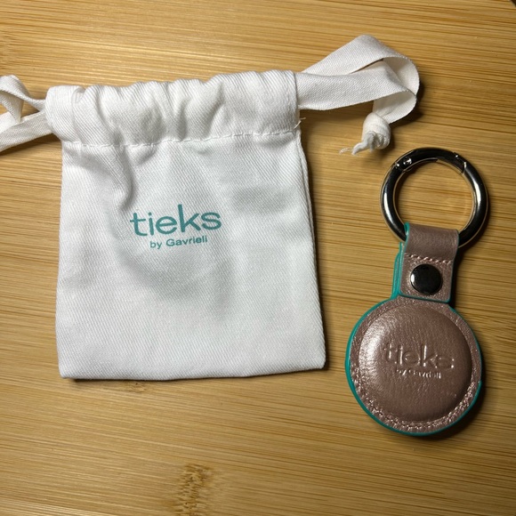 Tieks Rose Gold Leather Apple AirTag Holder from advent calendar day 2 - Picture 2 of 6